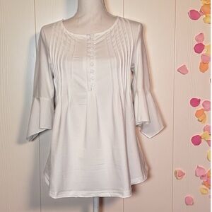 PLEATED PULLOVER BLOUSE V-Neck Flared Sleeves in White in Size Small